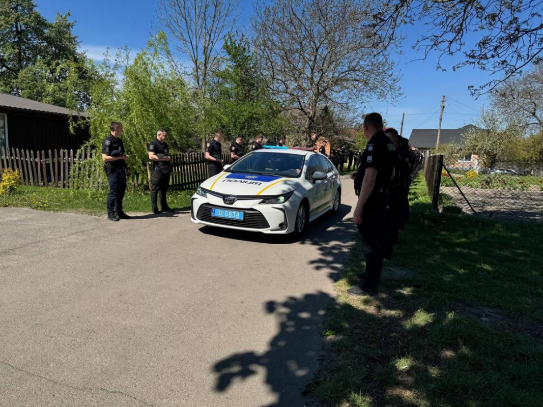 На Волині в останню дорогу провели поліцейського Миколу Сидорука