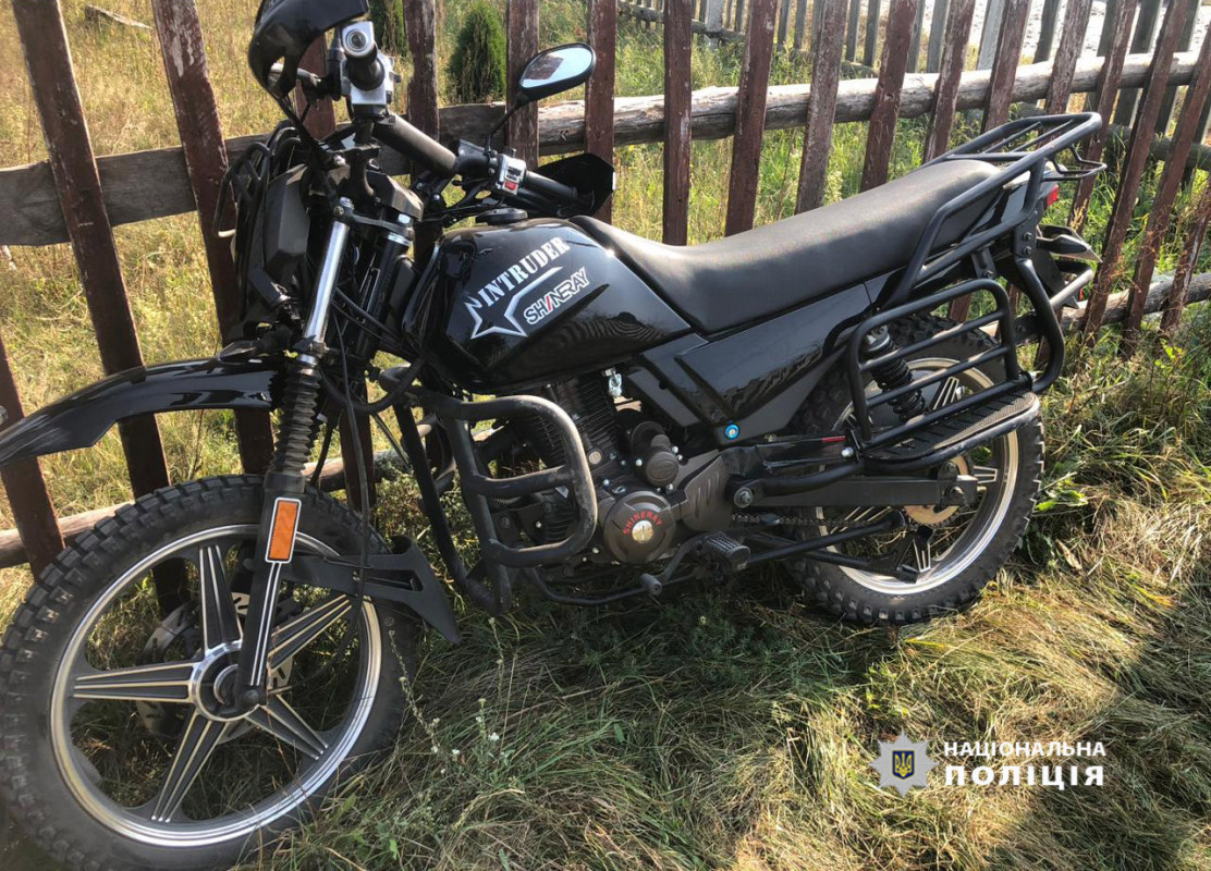 На Волині мотоцикліст «підрізав» скутера: постраждав 15-річний юнак