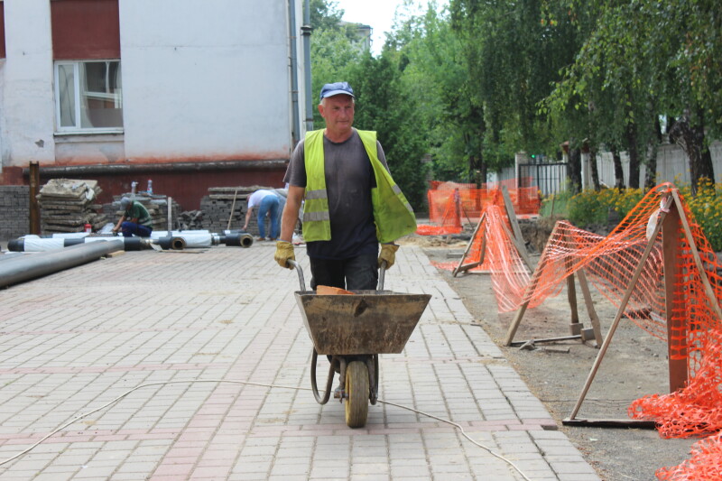 На проспекті Перемоги у Луцьку розпочався ремонт тепломережі