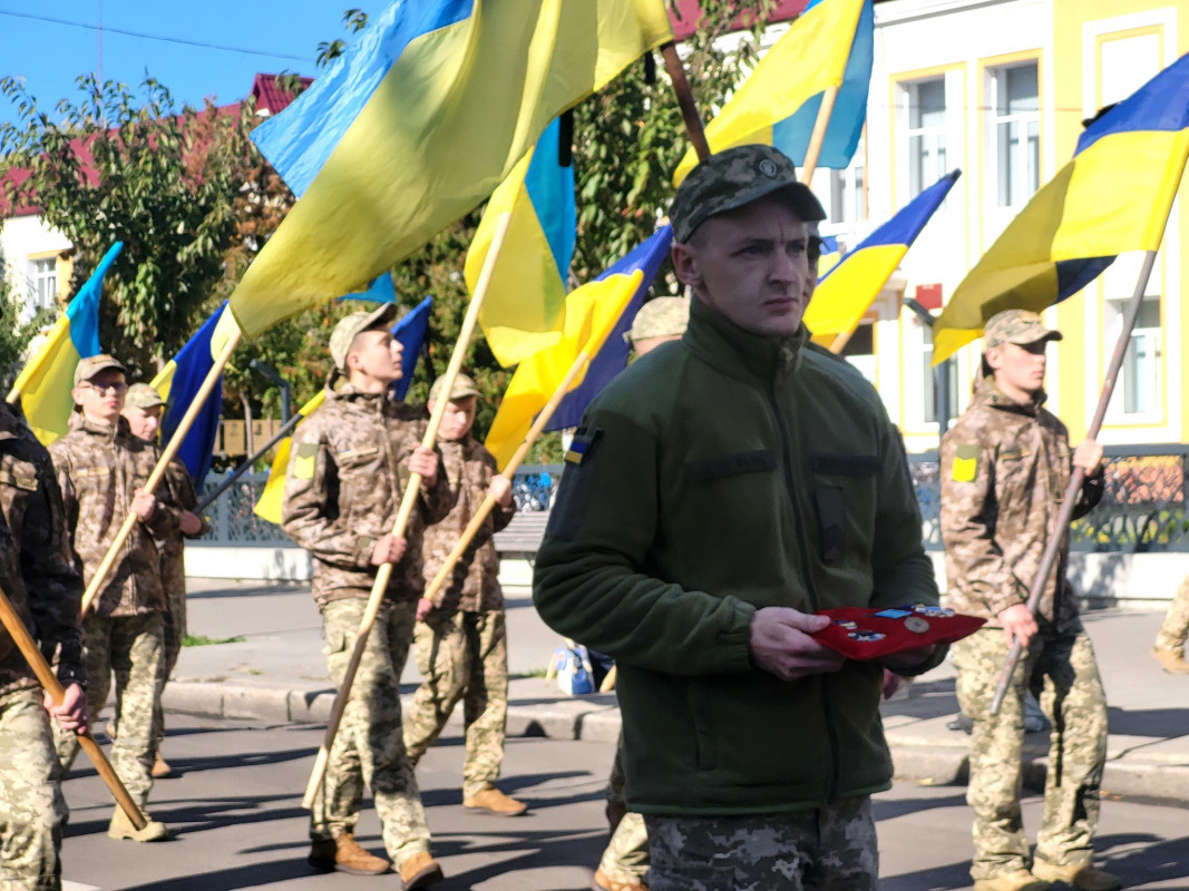 Не дочекався народження дитини: на Волині попрощались з Героєм Леонідом Семенюком