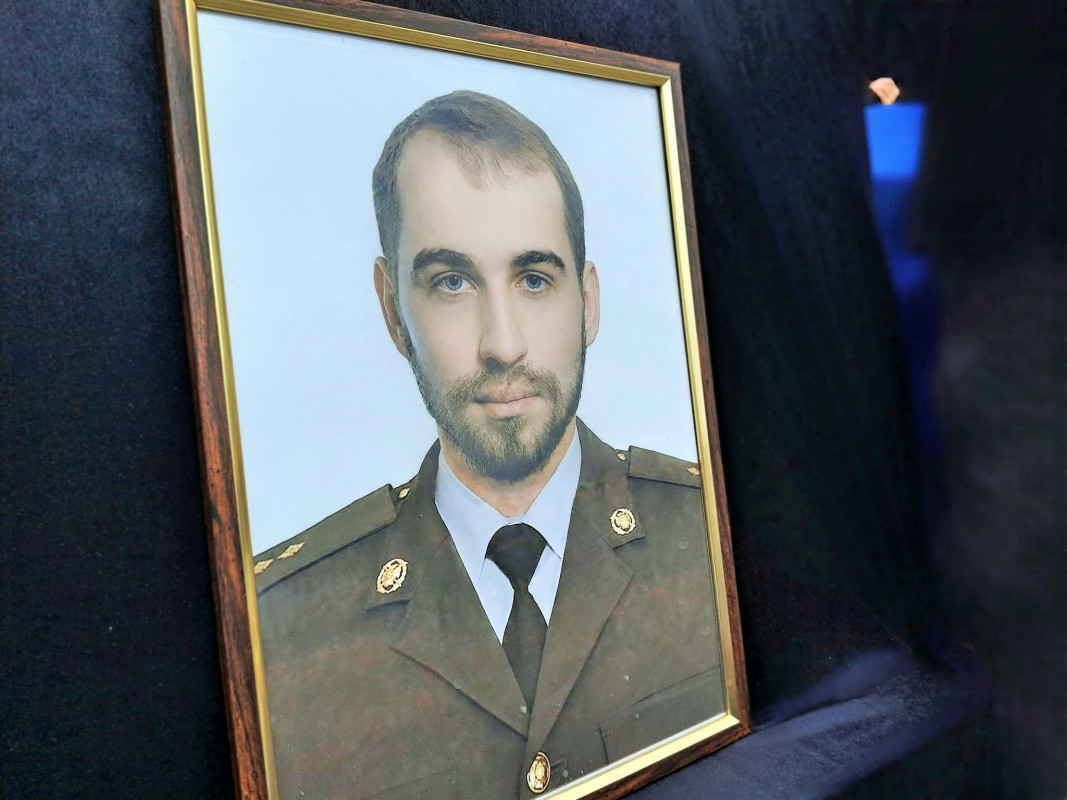 Помер внаслідок важкого поранення: на Волині провели у вічність 27-річного Героя Артема Кузьмичука