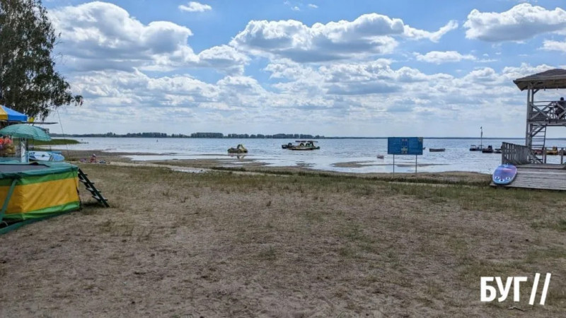 Світязь міліє, а ціни ростуть: чи вплинуло це на відпочинок на Гряді