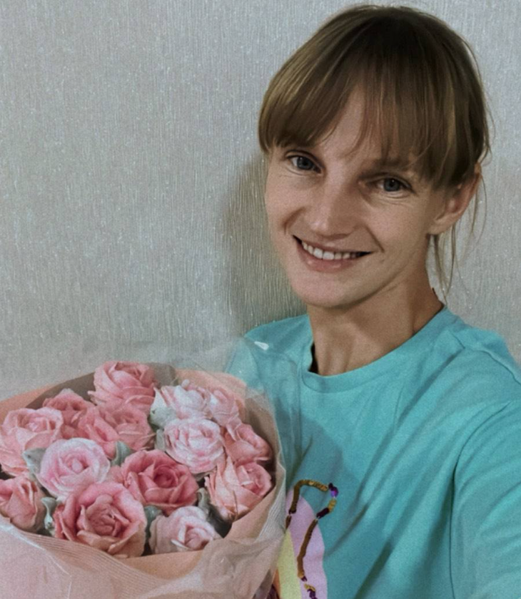 Захоплення переросло у власну справу: вчителька з Волині створює букети із зефіру