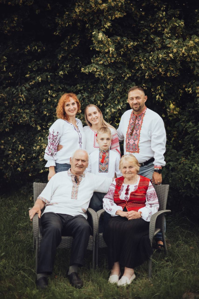 «Любов допомогла нам біду здолати і вилікуватися»: подружжя з Волині відсвяткувало 64-річчя шлюбу