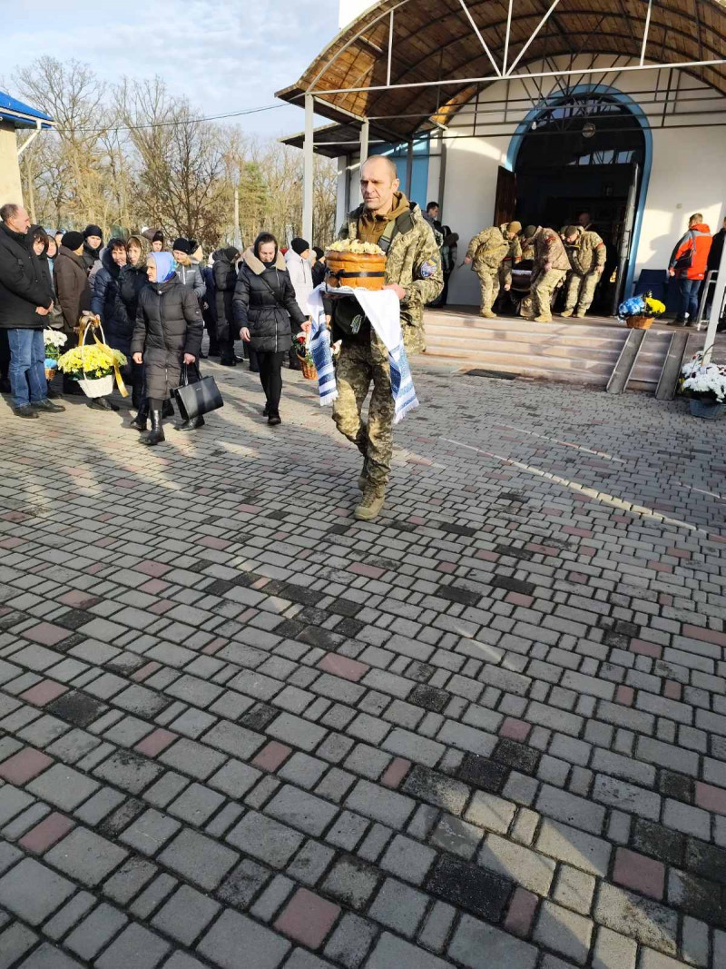 Майже через 7 місяців повернувся додому: на Волині попрощалися з 33-річним Героєм Дмитром Трофімюком