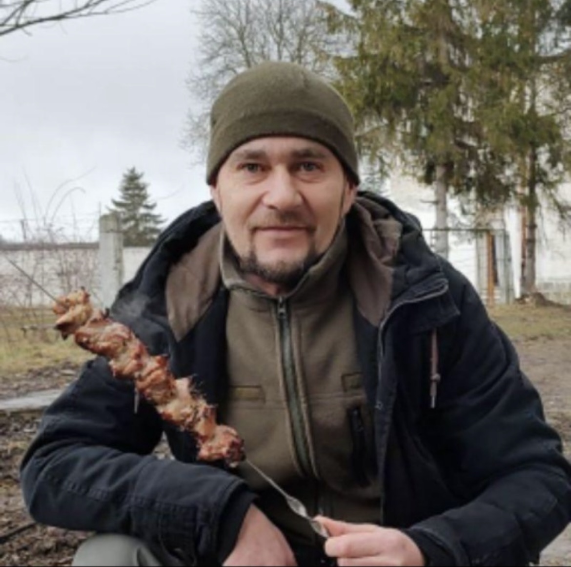 На пакеті з тілом був напис з його особистими даними: загиблий Герой з Волині Анатолій Янчук вісім місяців вважався зниклим безвісти