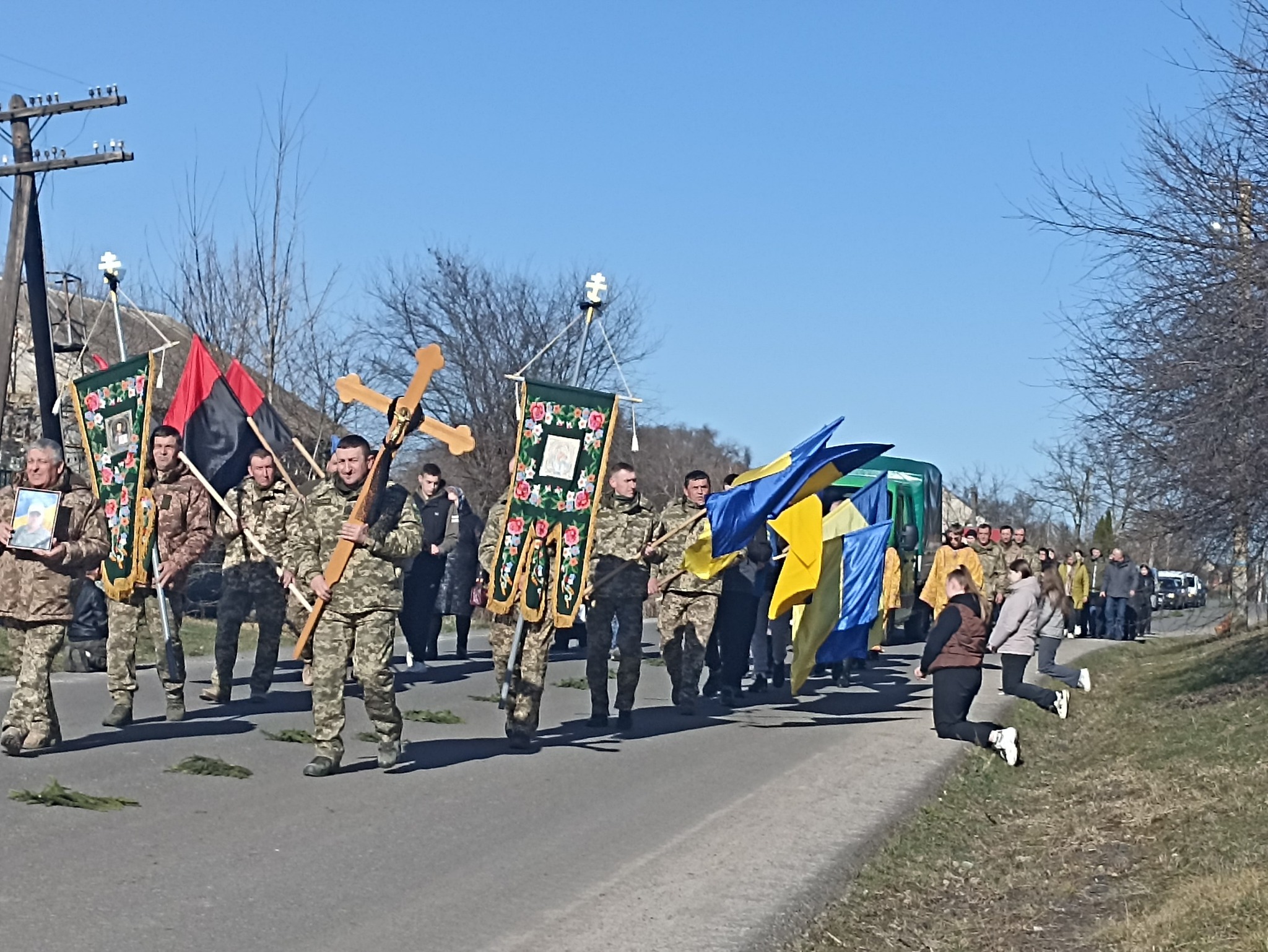 Востаннє повернувся додому: волиняни «на щиті» зустріли Героя Олександра Панасюка