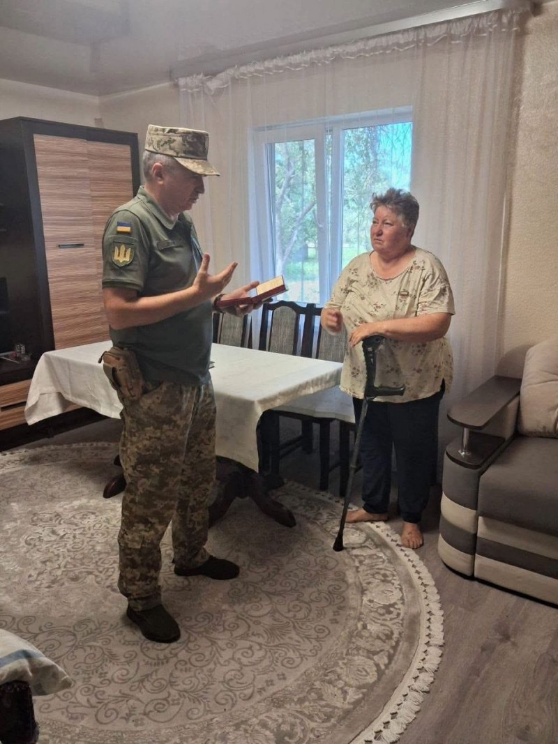 Матір Героя з Волині отримала орден, яким її сина нагородили посмертно