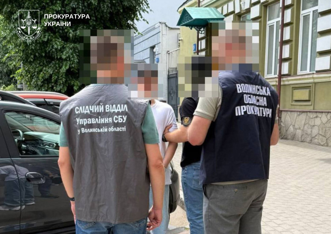 Судитимуть 18-річного лучанина, який реєстрував термінали Starlink для росіян