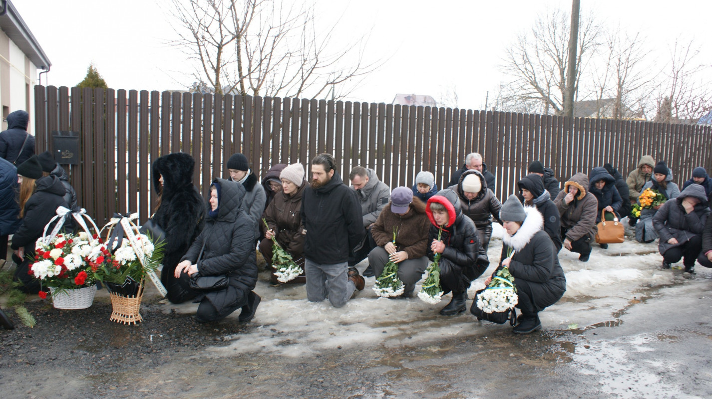 Навіки 44: на Волині попрощалися з Героєм Анатолієм Репшем