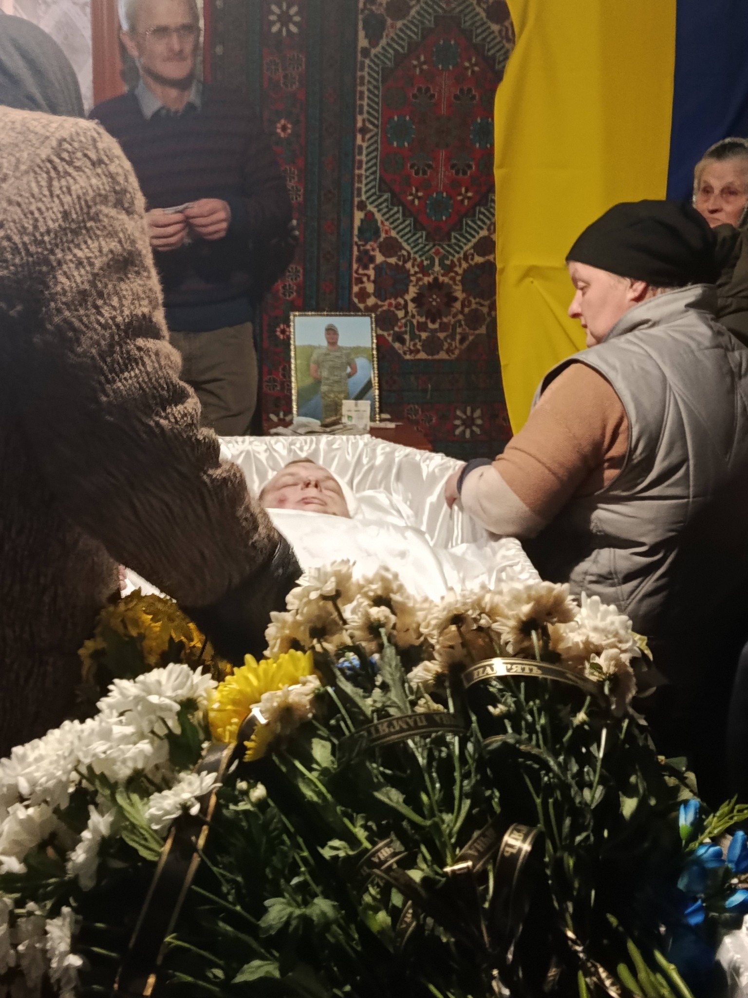 Навіки молодий: на Волині попрощалися з 28-річним Героєм Богданом Дубенчуком