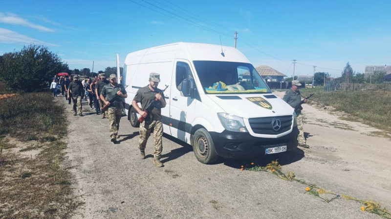На Волині в останню путь провели старшого солдата Сергія Левкова