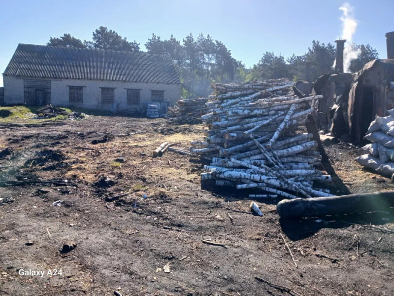 На Волині продають виробництво деревного вугілля