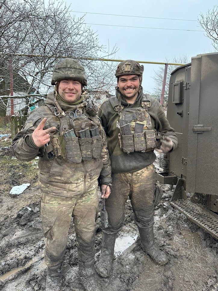 Серце зупинилося у столичній лікарні після важких поранень: спогади про 25-річного оператора дрона з Волині