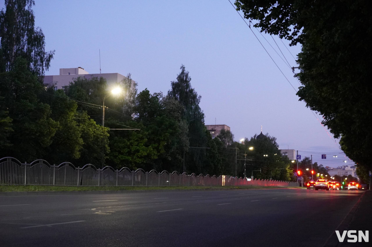 Вечірній Луцьк у променях сонця: кадри, які передають настрій літа. Фоторепортаж