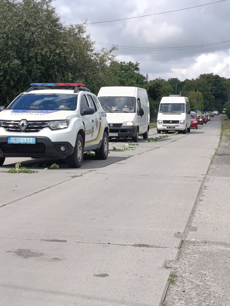 Поліг у бою на Харківщині: на Волині попрощалися з Героєм Олександром Ракоєдовим