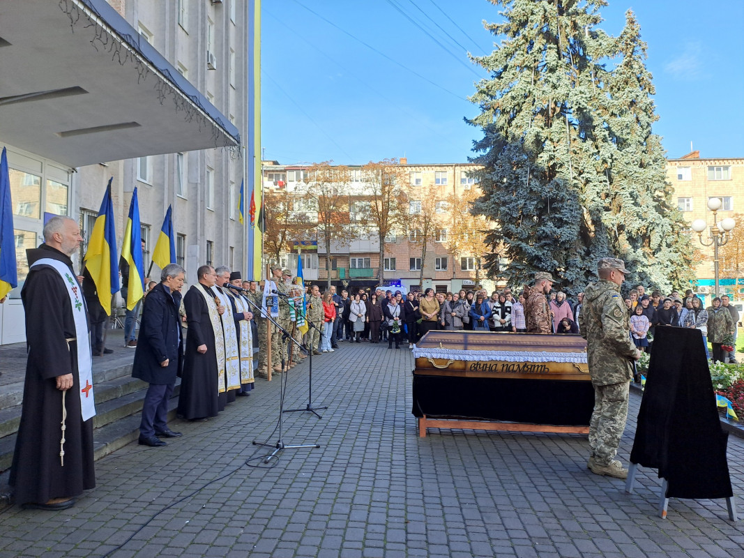 Перед останнім бойовим завданням подзвонив мамі: на Волині попрощалися з 24-річним Героєм Олексієм Жалаєм