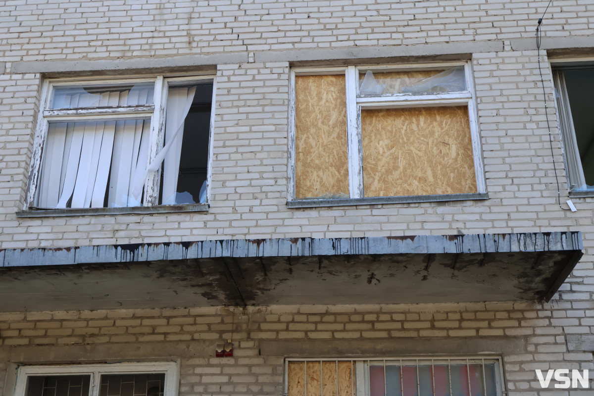«Я пробігла метрів зо два і просто впала на коліна. Прильот…»: лучани — про страшну ніч, коли Росія атакувала місто