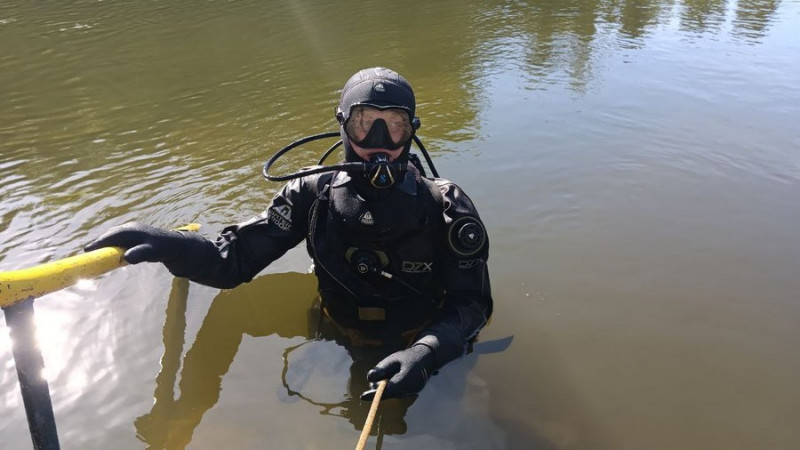 «Під водою виконувати свій обов’язок нелегко»: як водолаз з Волині рятує людей і розміновує водойми
