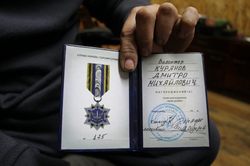 «Це кайф - дарувати життя старим авто»: брати з Волині безплатно ремонтують техніку для ЗСУ
