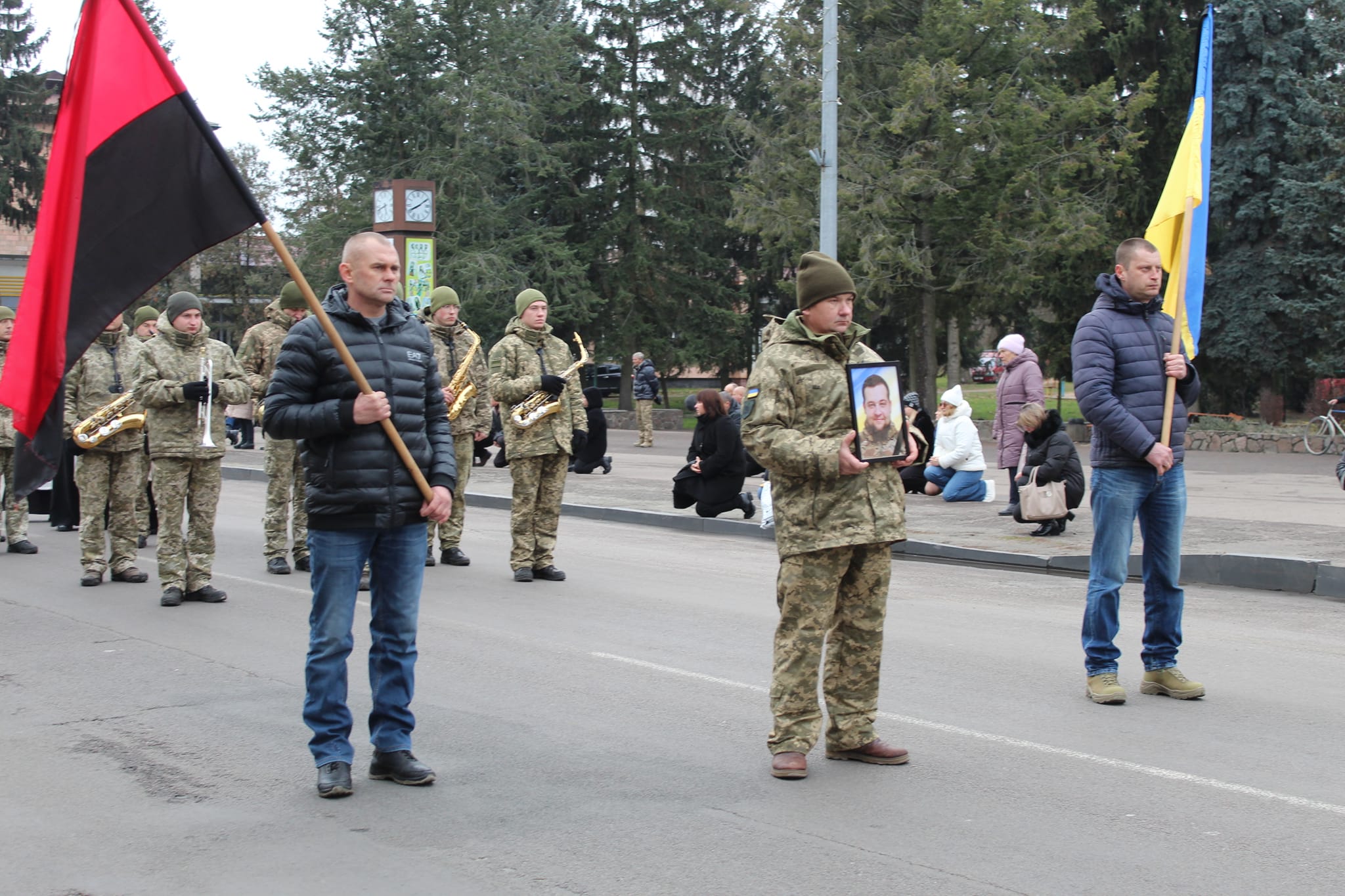 Навіки 23: на Волині попрощались із Героєм Миколою Ковтонюком