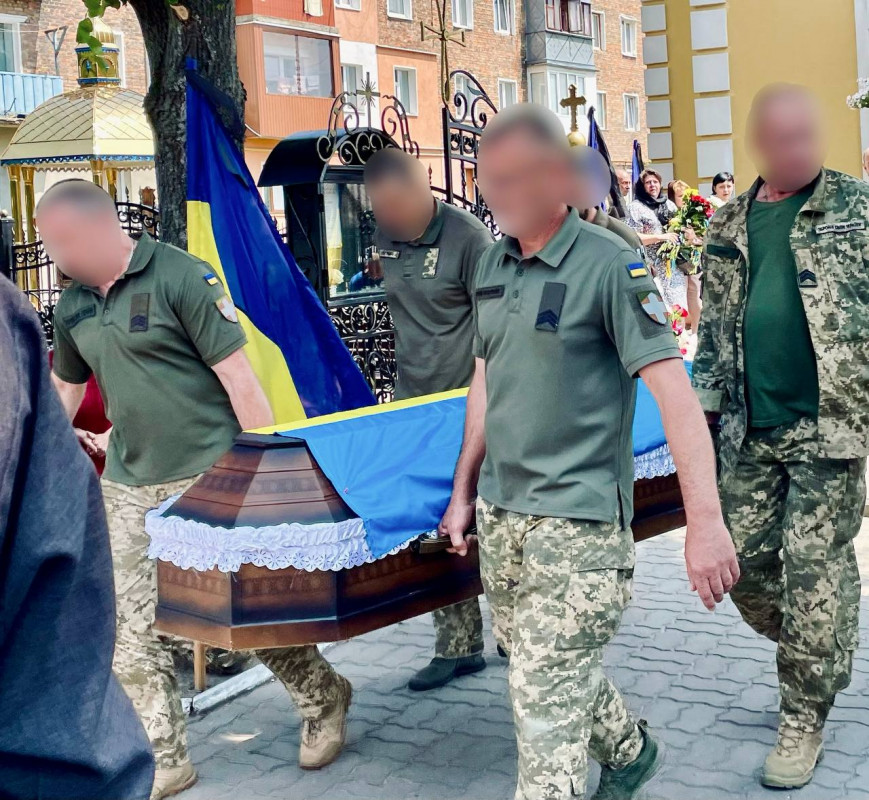 Ще один скорботний день в історії громади: на Волині попрощалися з Героєм Олександром Бохонським