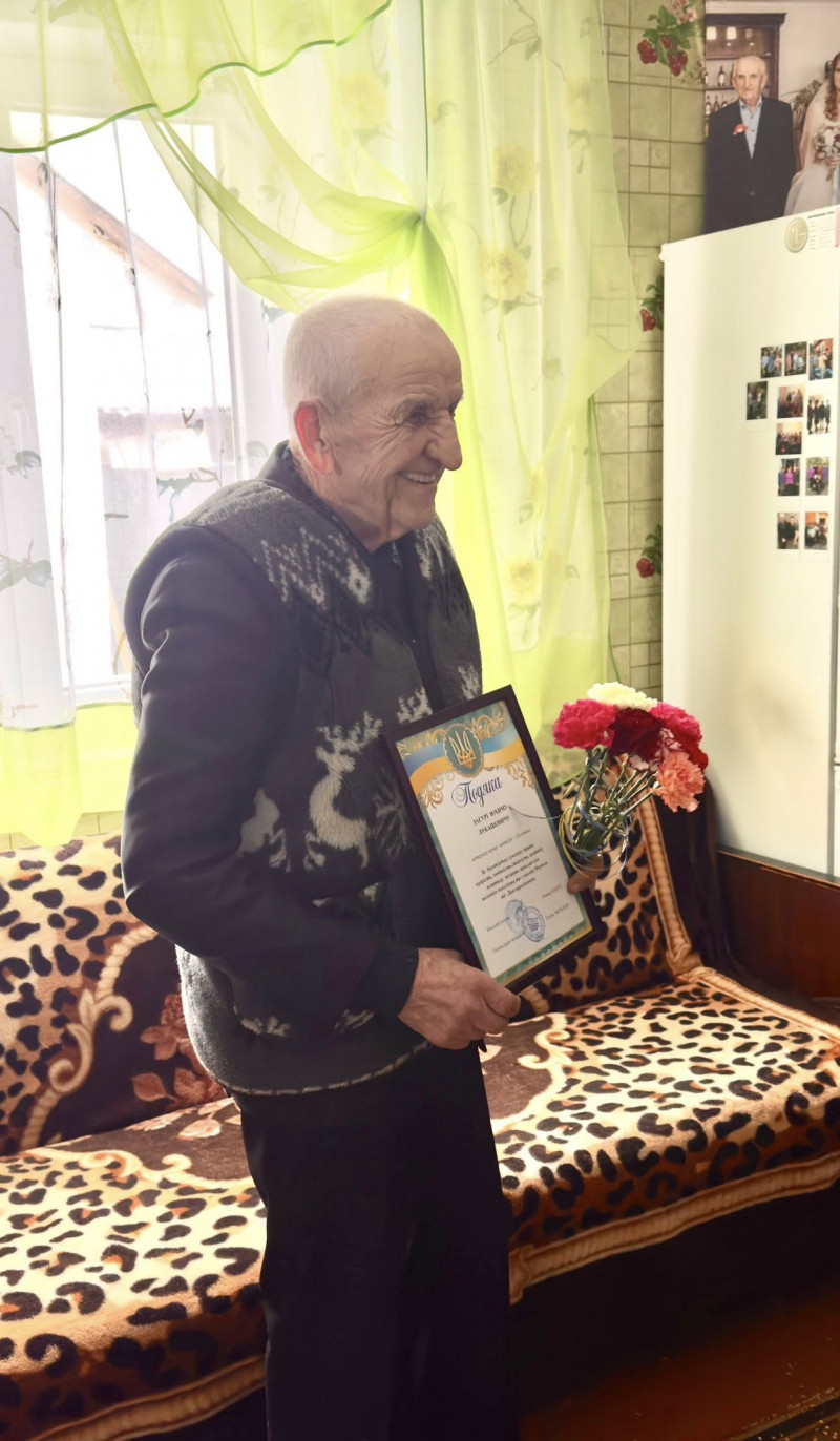 Має 7 дітей, 16 внуків і 6 правнуків: довгожитель з Волині відзначив 90-річчя
