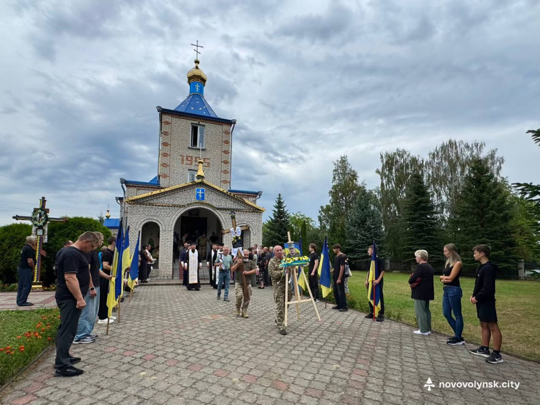 Через місяць після загибелі: на Волині попрощалися з Героєм Іваном Зіркевичем