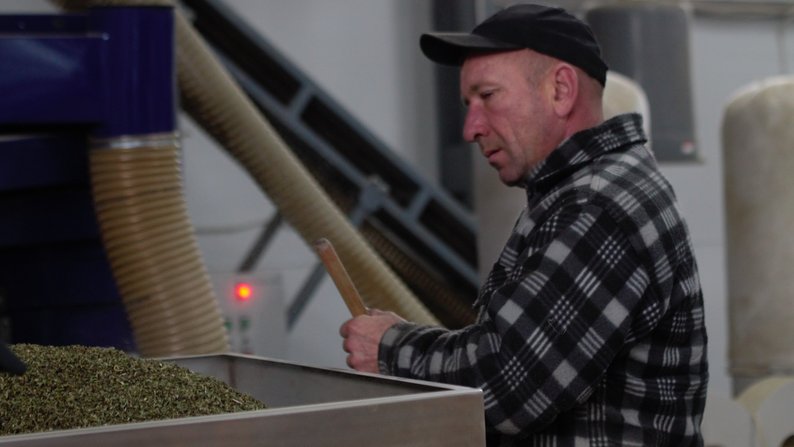 У Луцьку ветерани створили власний чайний бренд і віддають зароблене на допомогу військовим