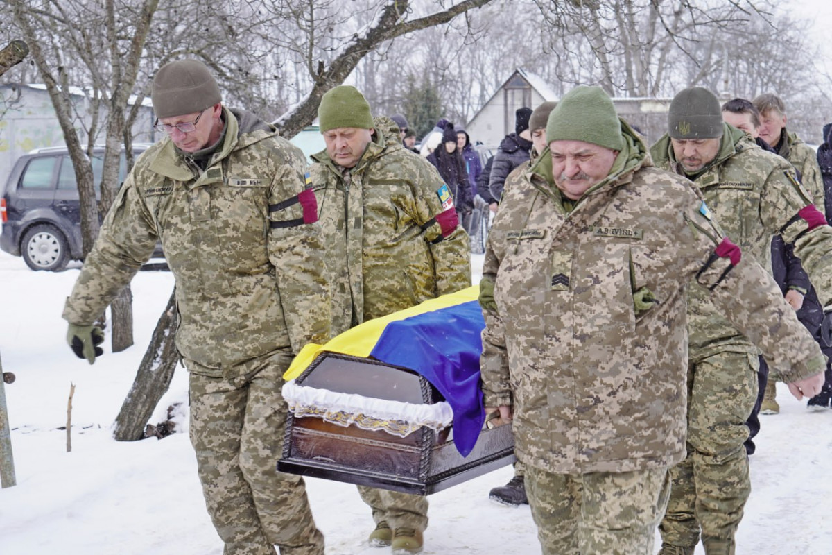 Навіки 26: на Волині в останню земну путь провели солдата Артура Шевчука