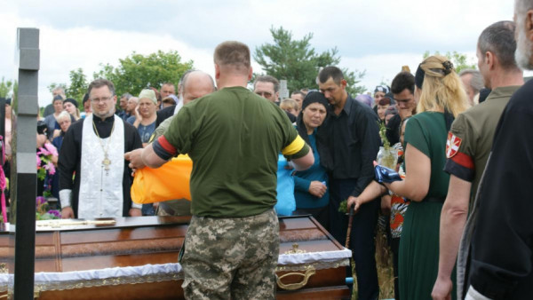 За роки війни вдруге став на захист Батьківщини: На Волині попрощалися із загиблим Героєм