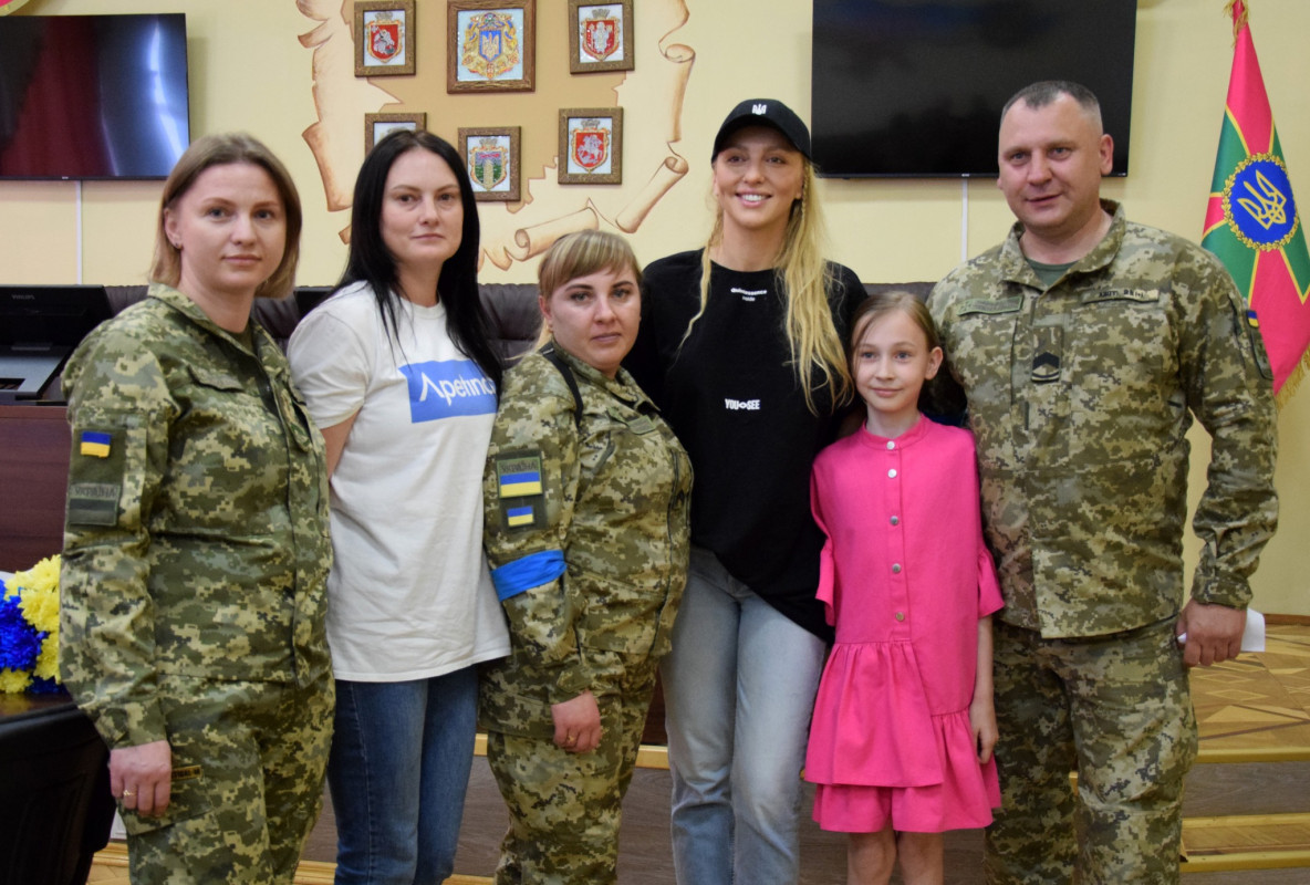 Оля Полякова зустрілась з волинськими прикордонниками