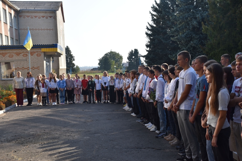 Віддали життя за Україну: на Волині відкрили пам'ятні дошки Героям