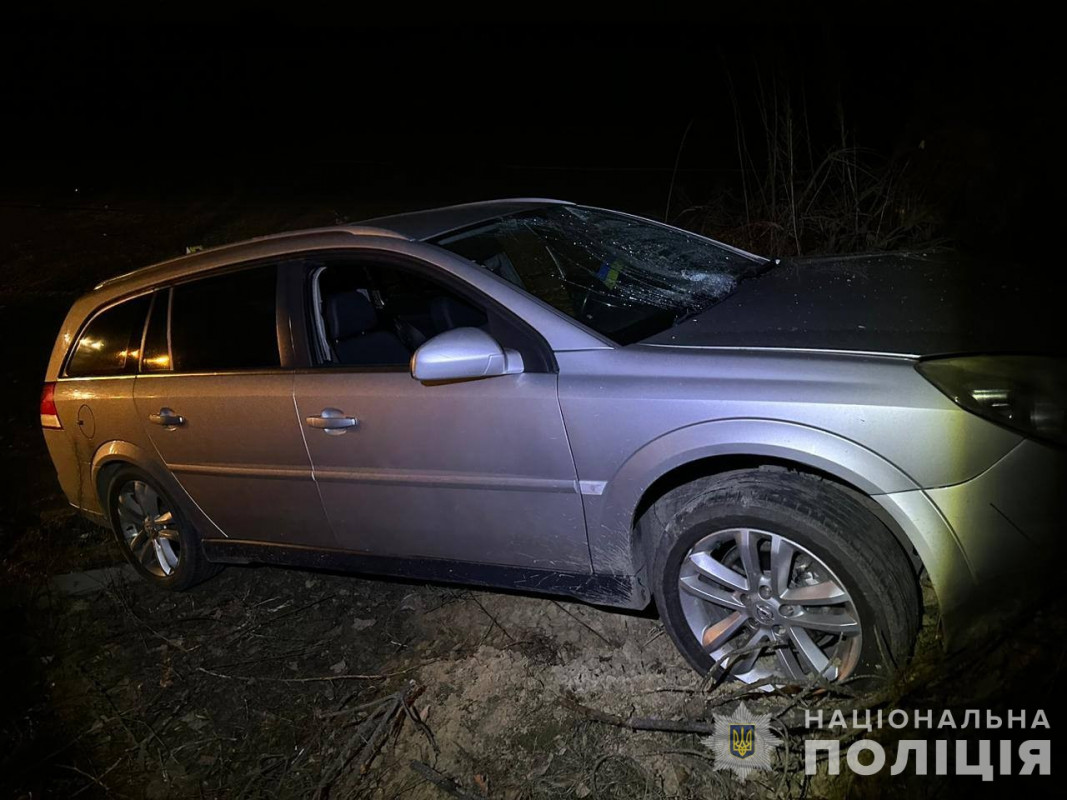 На Волині 18-річний водій на автівці збив 15-річну дівчину, вона у лікарні