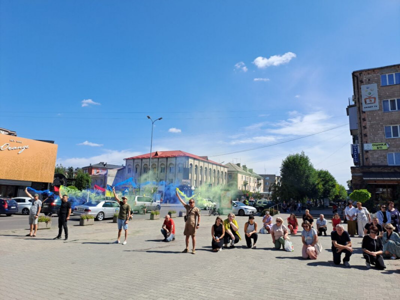 Мріяв благословити доньку на весіллі: на Волині провели в останню путь 49-річного Героя Ігоря Хомича