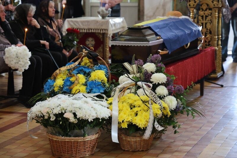 У Луцьку попрощалися із загиблим Героєм Сергієм Четвериковим