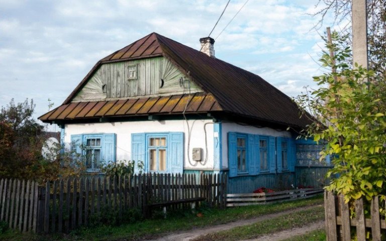 Опалення, вода та їжа: як волинянам підготувати приватний будинок до відключень світла