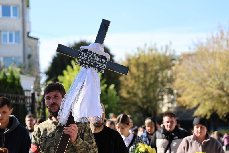 Загинув у бою на Курському напрямку: у Луцьку попрощались із 26-річним Героєм Іваном Герасимчуком