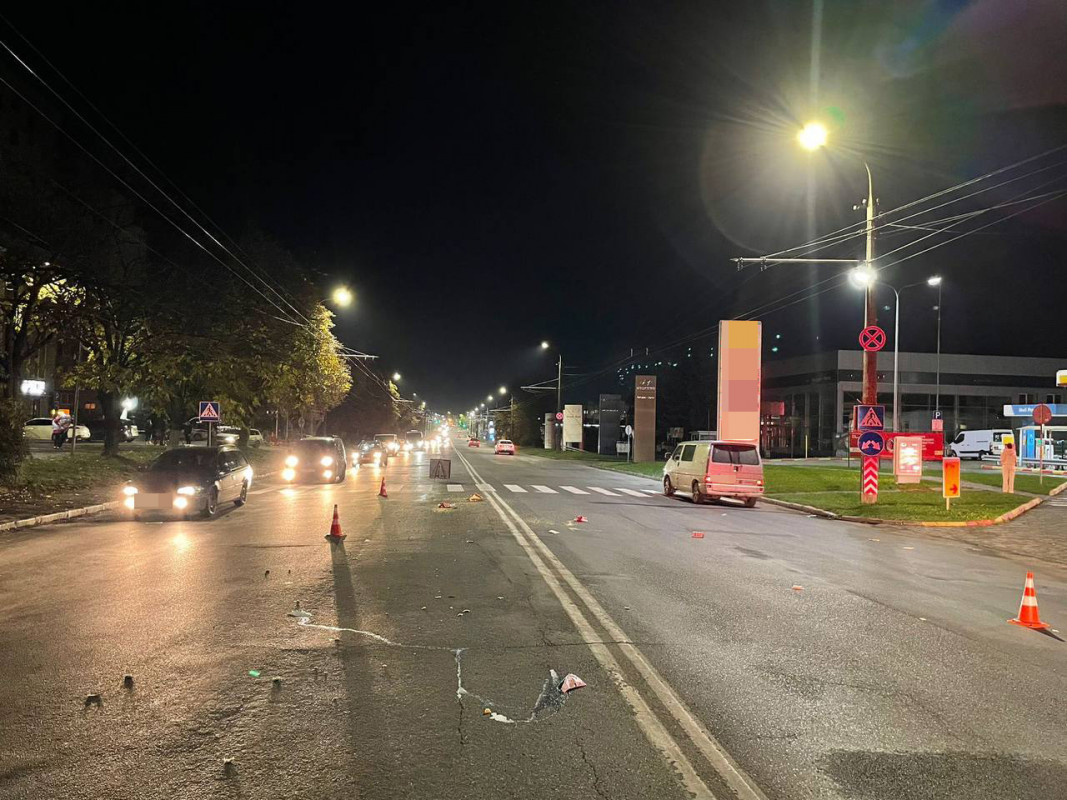 ДТП у Луцьку: водій «тойоти» збив молоду жінку на пішохідному переході