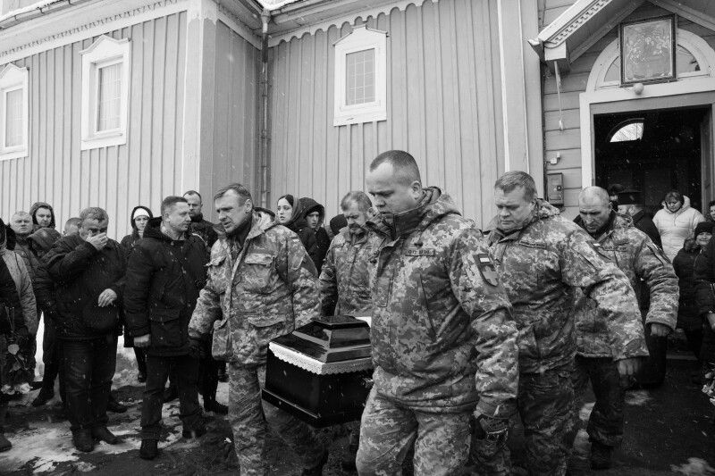 Загинув під час виконання бойового завдання  Луцька громада попрощалася із Героєм Сергієм Куделею