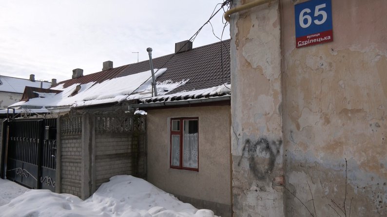 8 місяців очікування: лучанка досі не може отримати фінансування на відновлення квартири