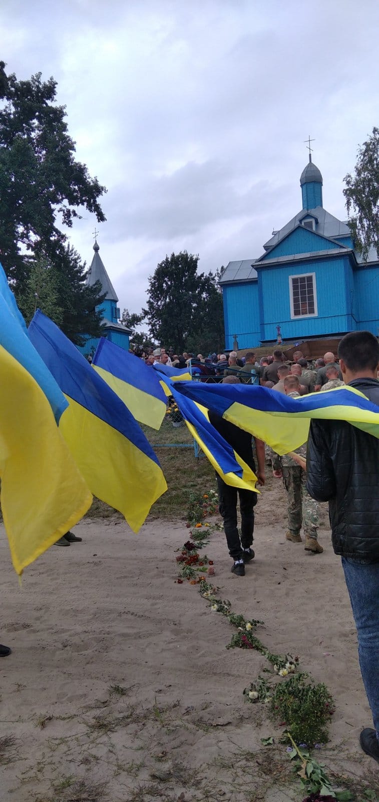 Два місяці тому виповнилося 23: на Волині попрощалися з молодим Героєм Назарієм Шуміком