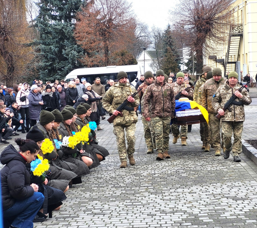 Зник безвісти ще навесні 2024 року: на Волині попрощалися з Героєм Віталієм Тимофєєвим