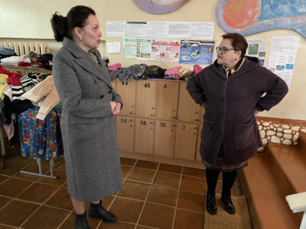 Благодійники покращують умови проживання переселенців у Нововолинську та Смідині