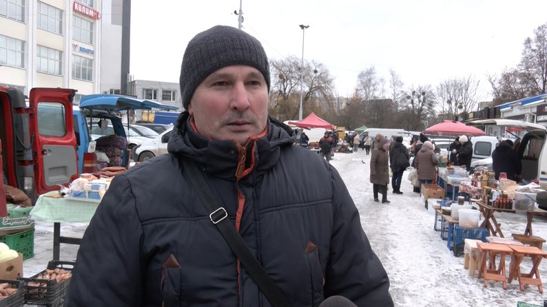 Як змінились ціни на продукти до новорічного столу на Волині?
