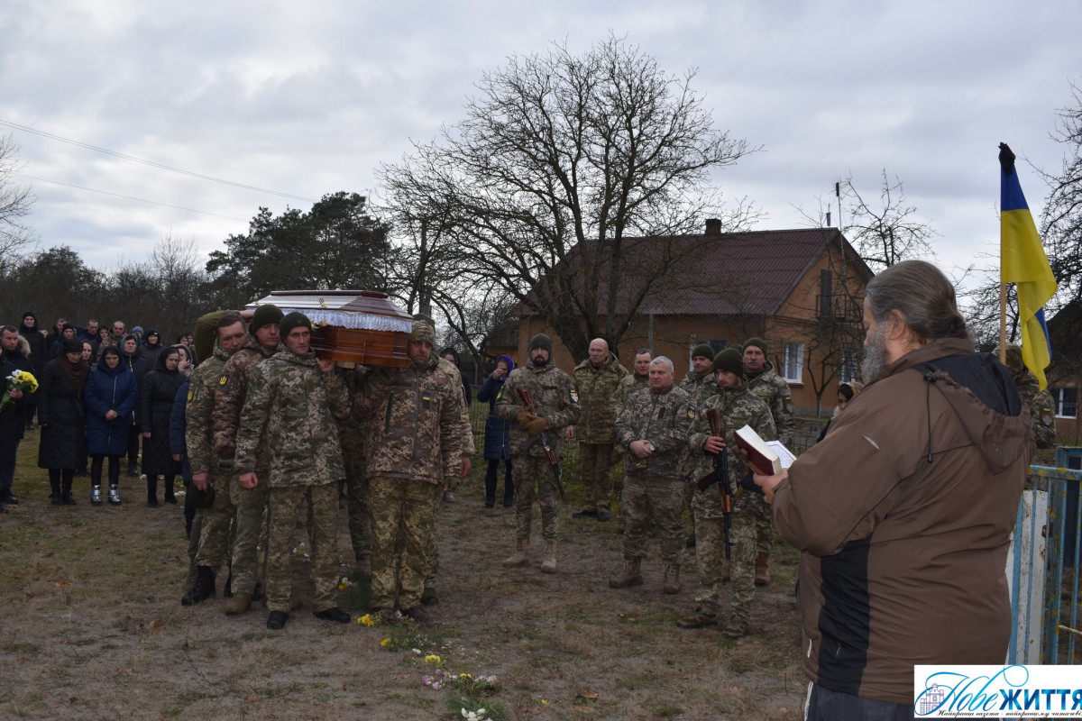 Побратими називали його безсмертним: на Волині попрощалися з Героєм Сергієм Бубалом