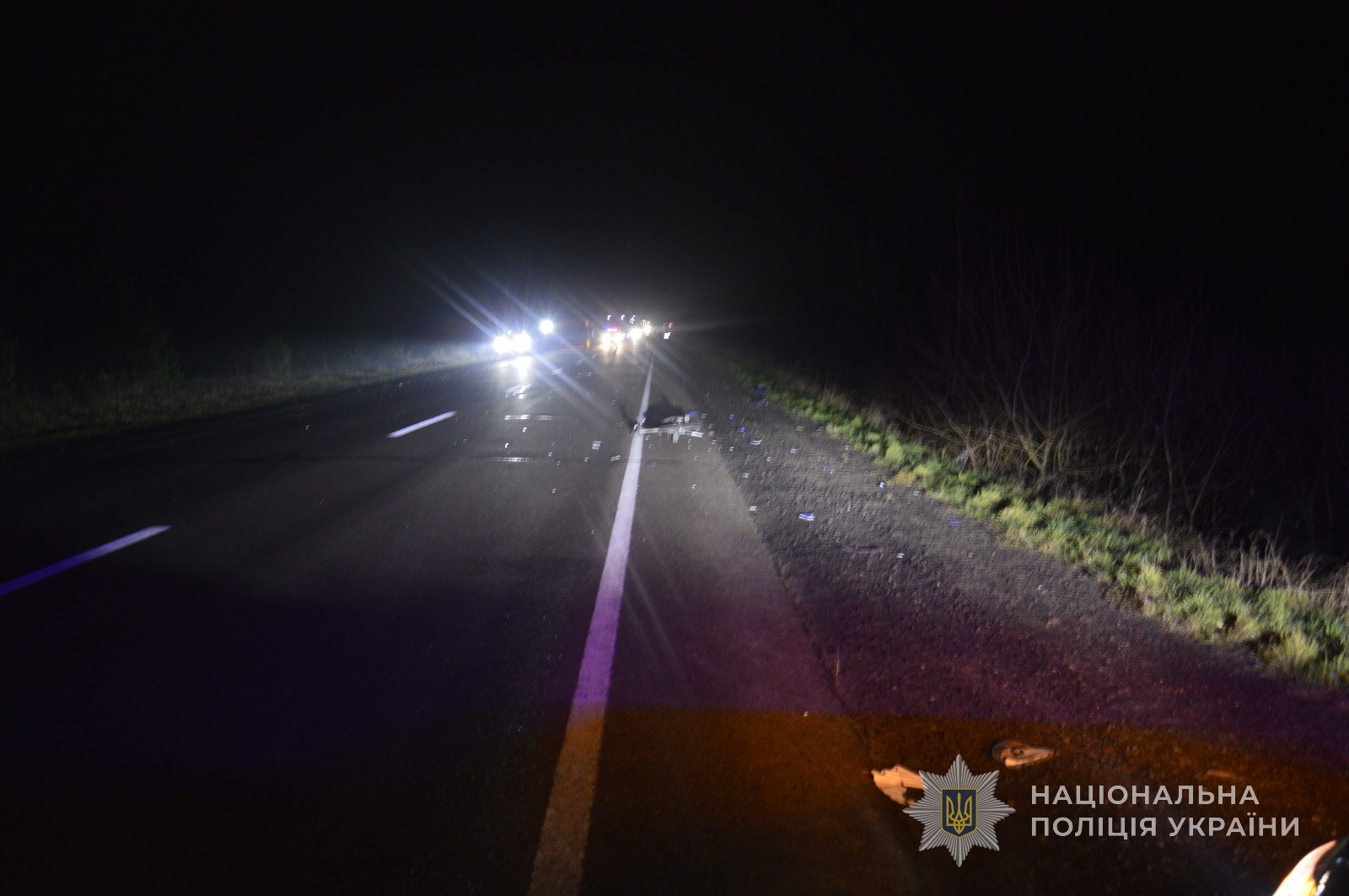 На Волині вантажівка наїхала на велосипедиста і перекинулася: травмувалося двоє осіб