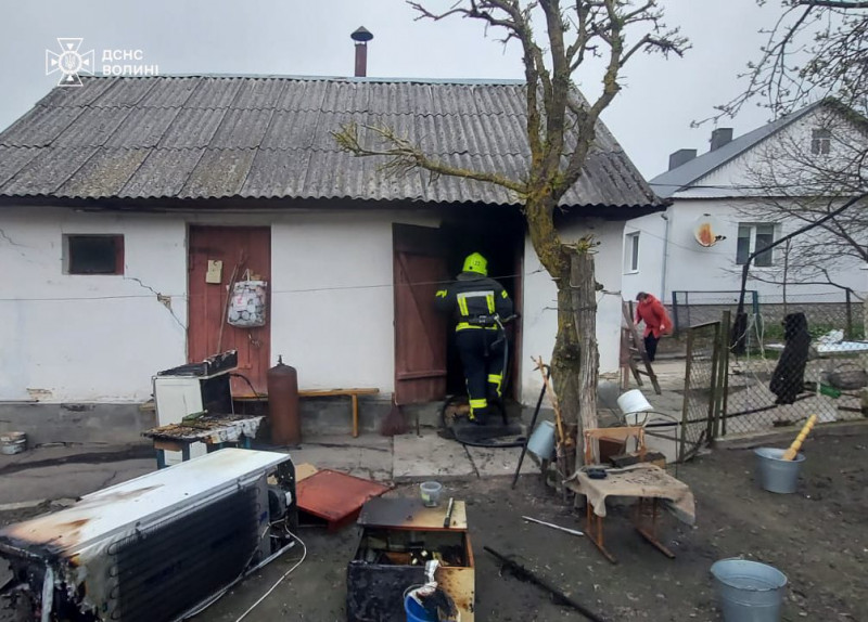 На Волині вигоріло понад 5 гектарів території: рятувальники ліквідували 4 пожежі