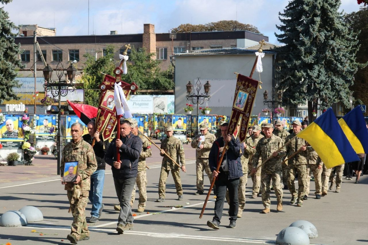 Через понад два роки після загибелі на Волині попрощалися із Героєм Олександром Трофимюком