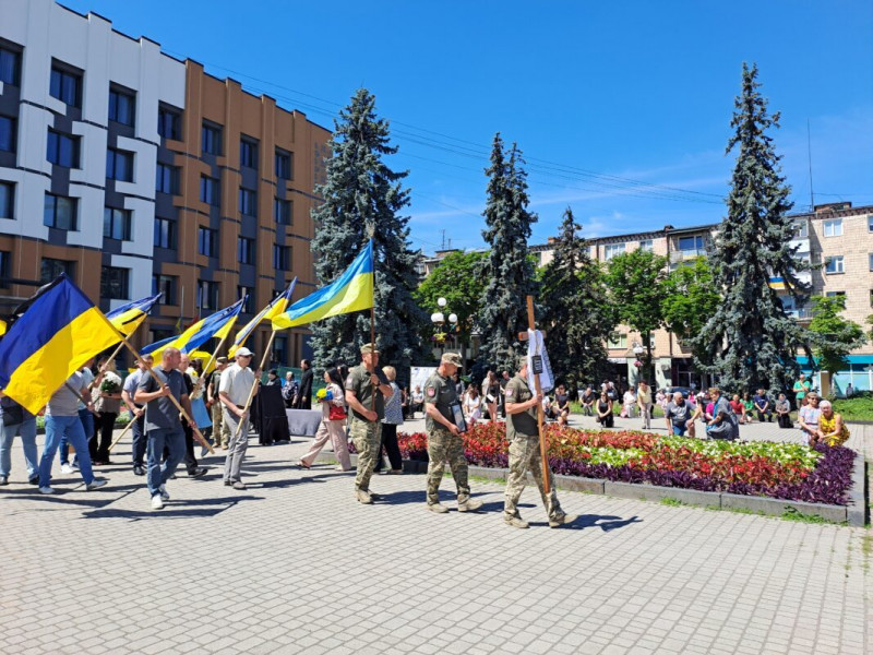 Понад 20 місяців вважався зниклим безвісти: на Волині попрощались із захисником Олександром Шевченком